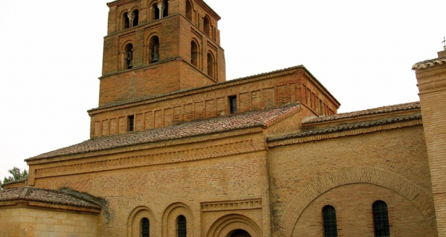 Monasterio de San Pedro de las Dueñas | Wikicommons. Autor: Zarateman
